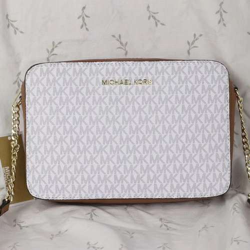 Picture of Michael Kors Lady Handbags _SKUfw106631620fw